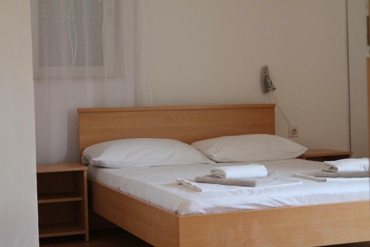 Covahouse Apartman Jelsa  Kültér fotó