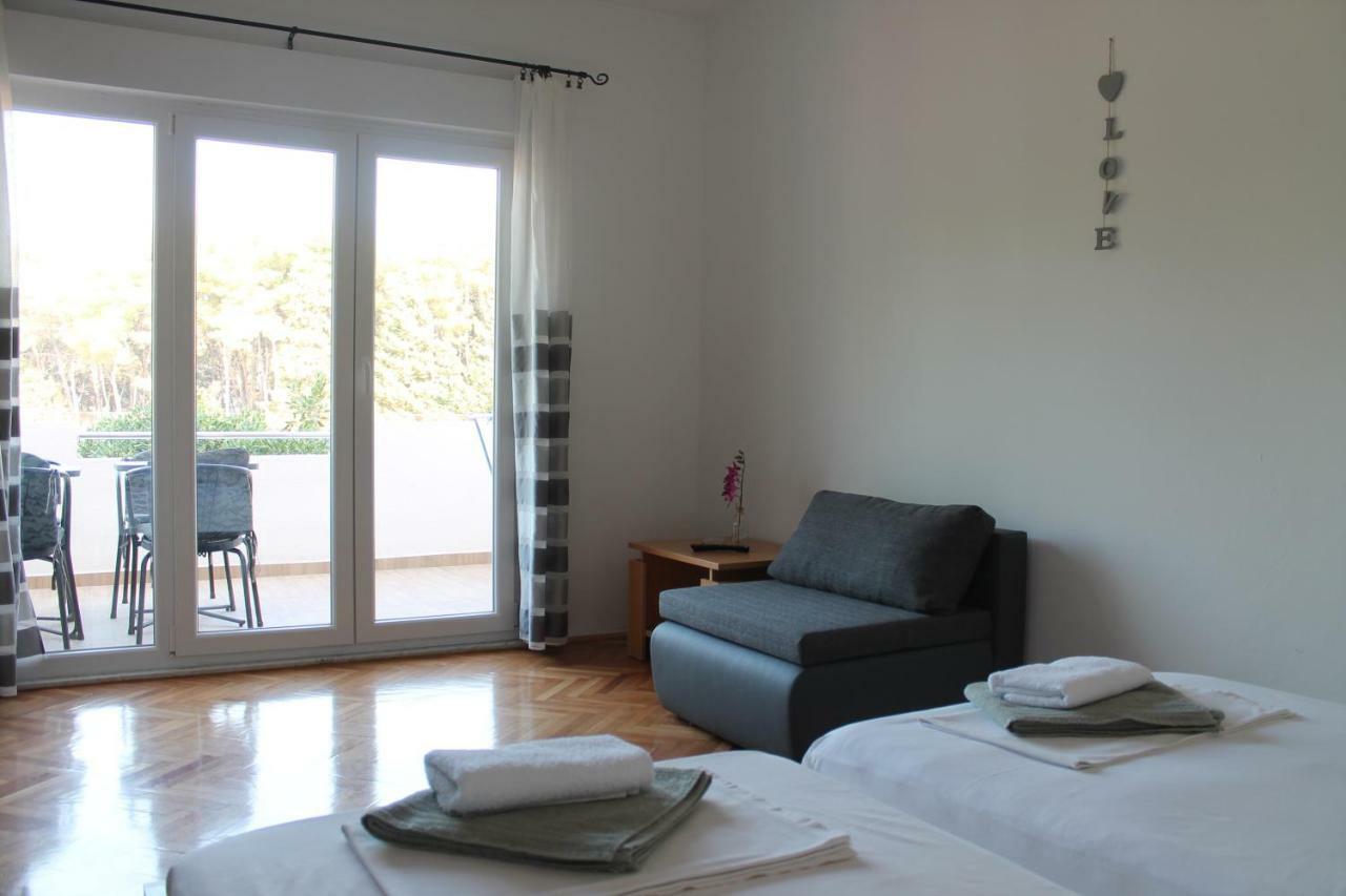 Covahouse Apartman Jelsa  Kültér fotó