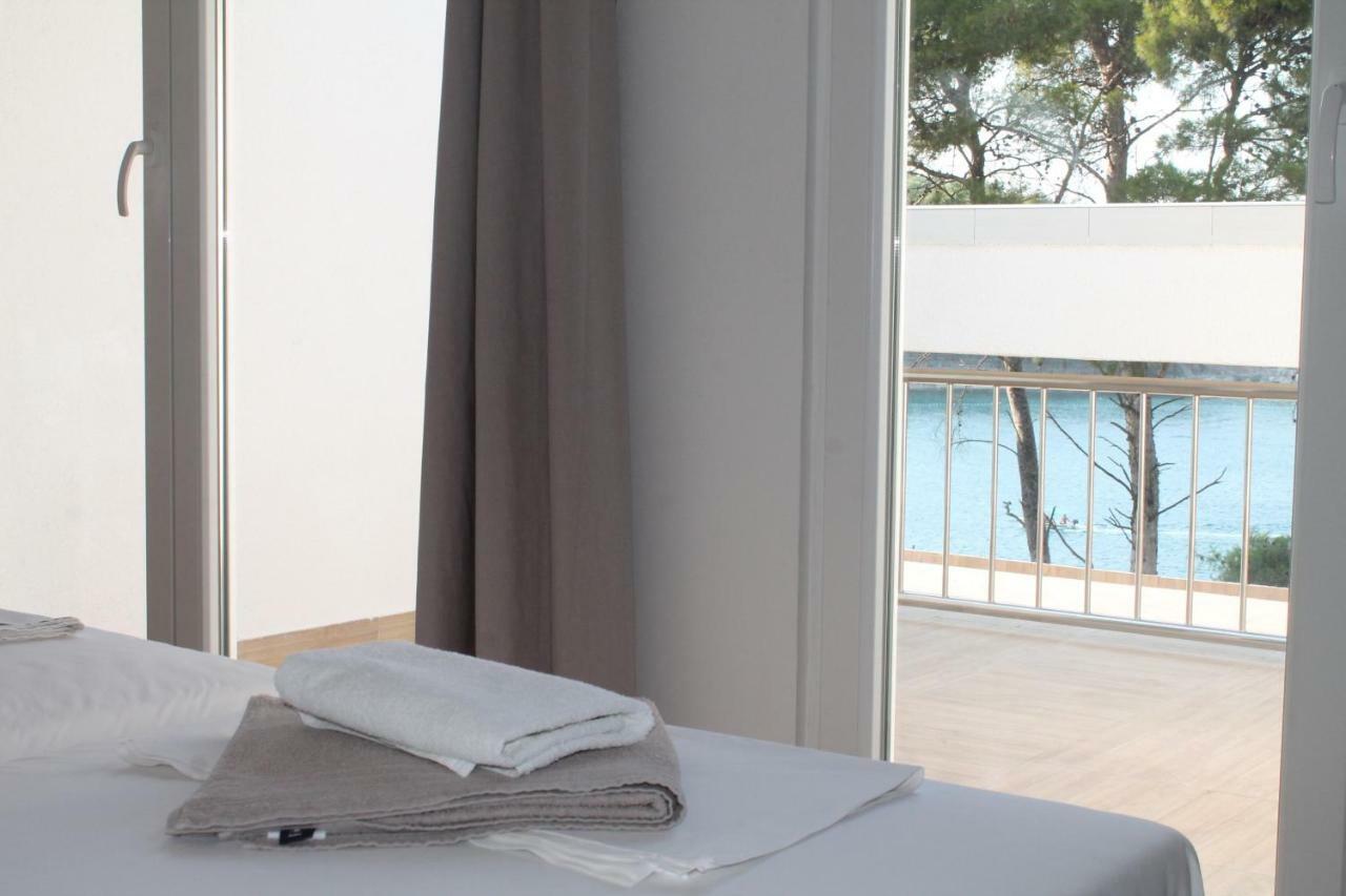 Covahouse Apartman Jelsa  Kültér fotó