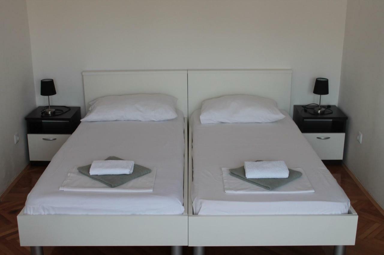 Covahouse Apartman Jelsa  Kültér fotó